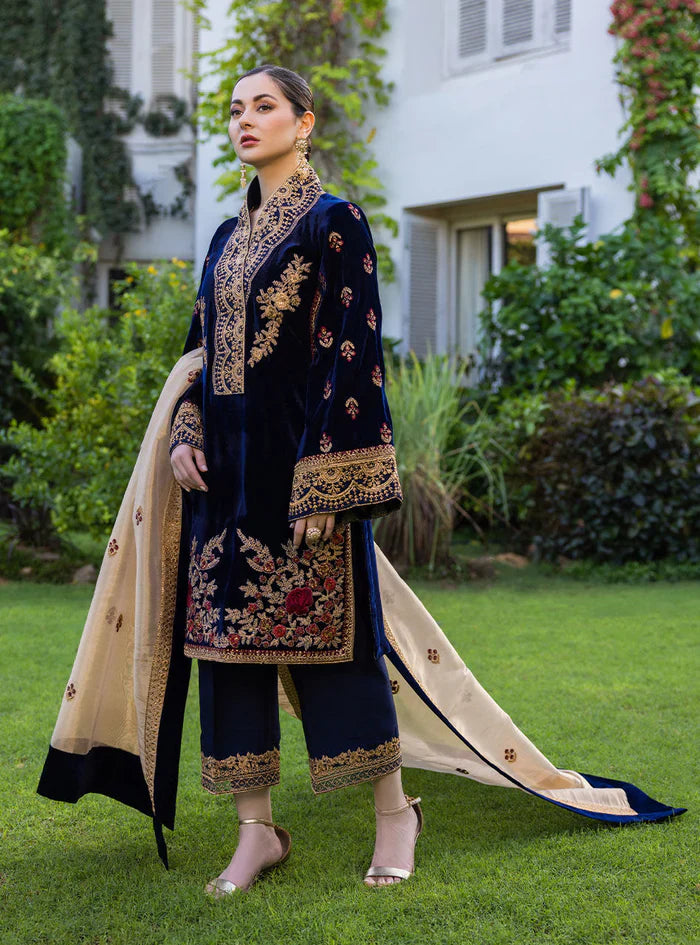 RT1217-Winter 3-Piece Unstitched Heavy Embroidered Velvet Suit
