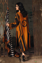 RT1268-Charizma - Winter 3PC Karandi Digital Print Dress