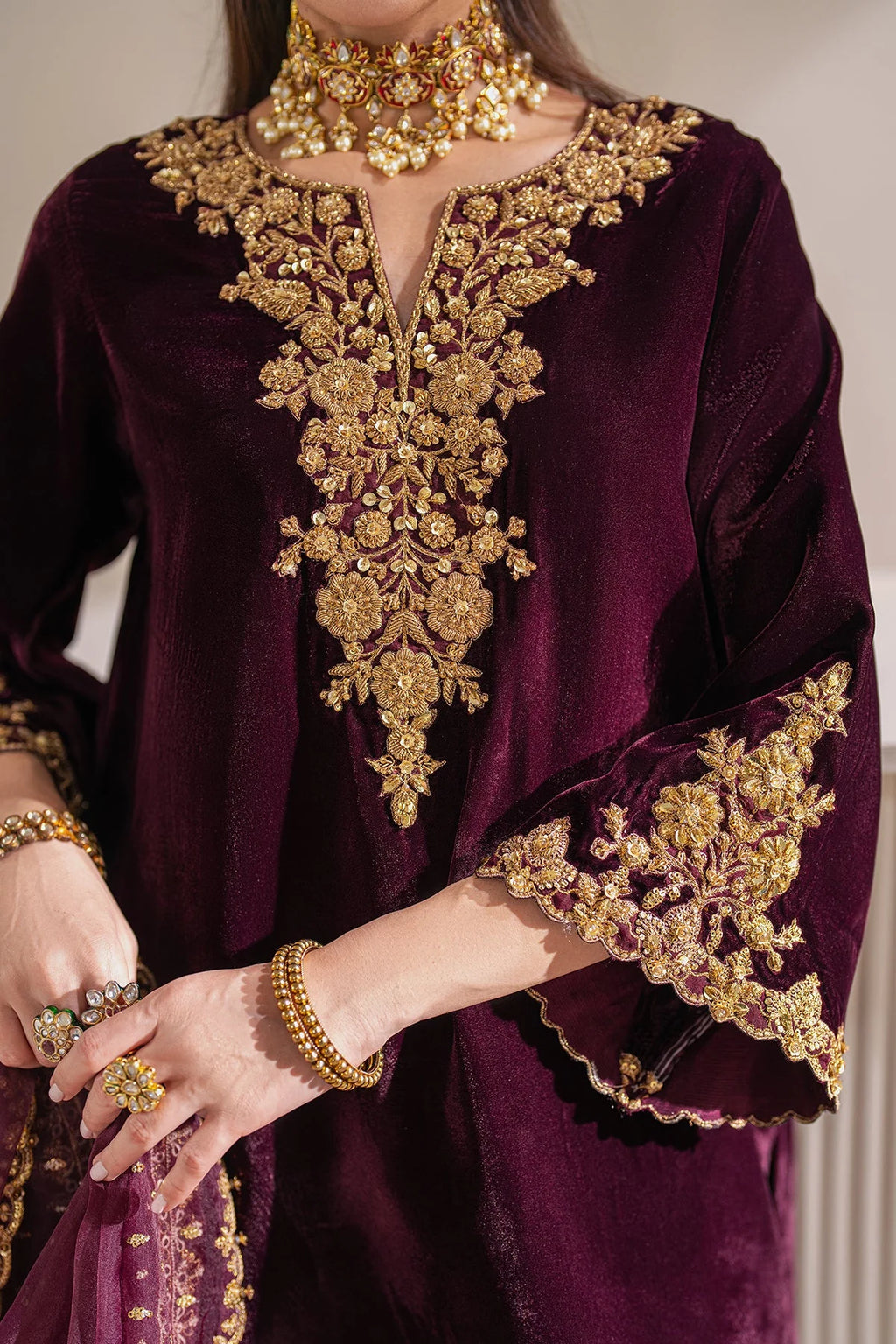 RT1214 - Baroque Winter  Embroidered Velvet 3piece suit
