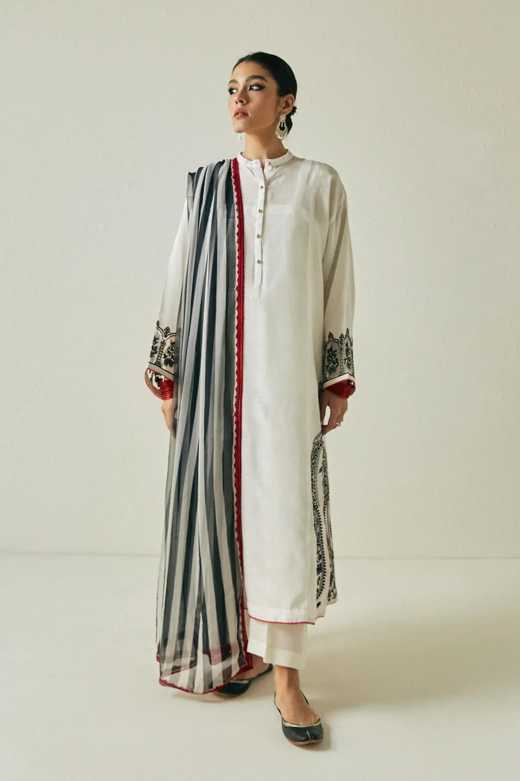Zara Shah Jahan Lawn Embroidered 3 pc dress With Organza Printed Dupata-RT533