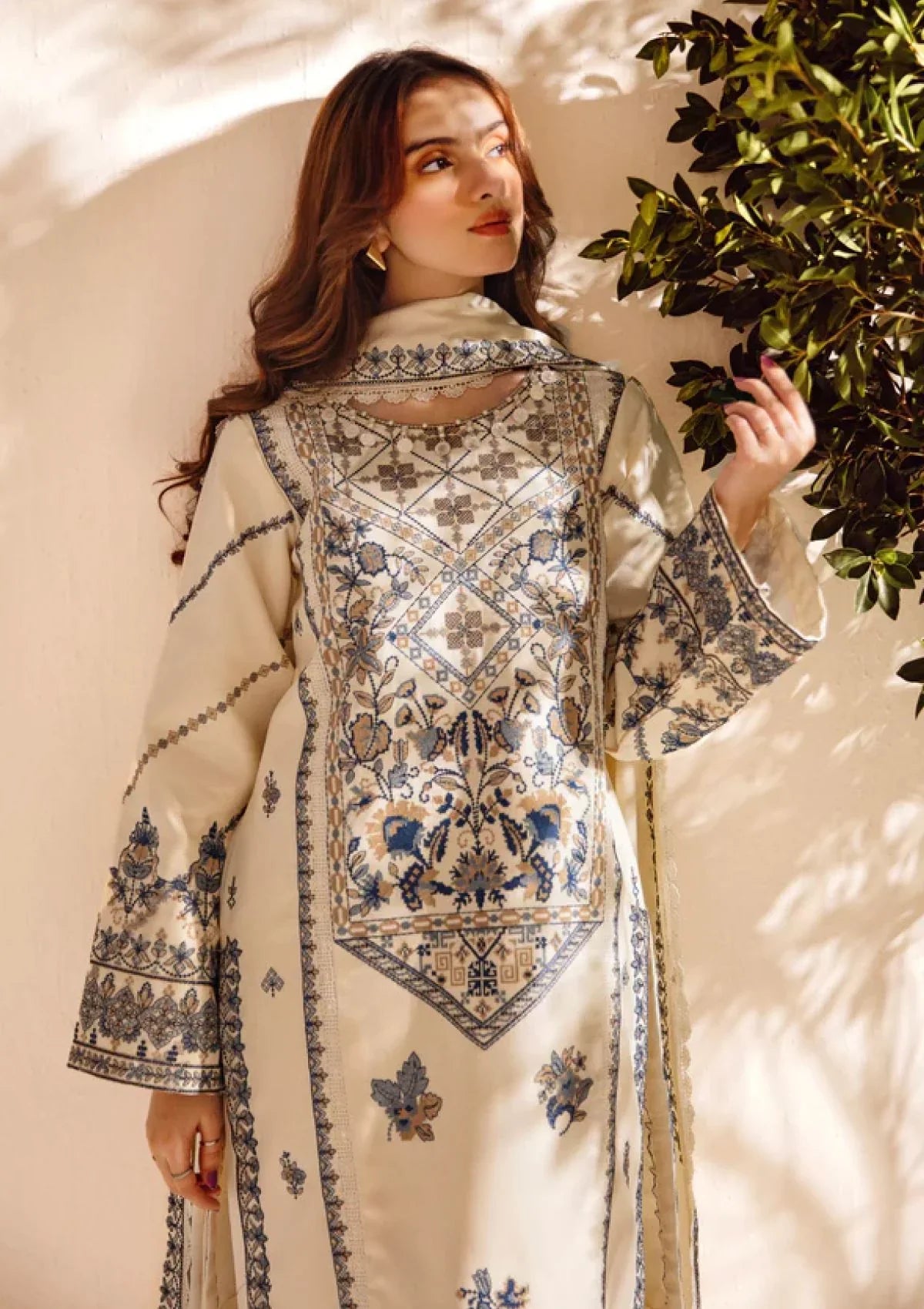 RT1244-Florent - Winter 3PC Dhanak Embroidered Suit