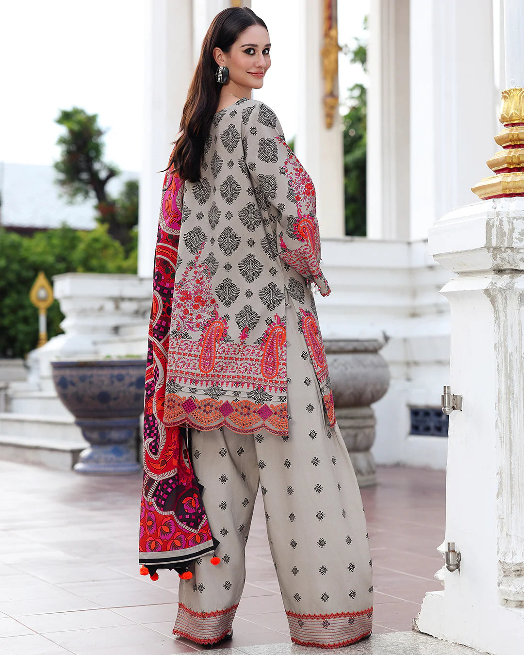 RT1262-Charizma - Winter 3PC Karandi Digital Print Dress