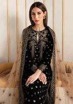 RT1206-Baroque Embroidered Velvet Winter 3piece suit