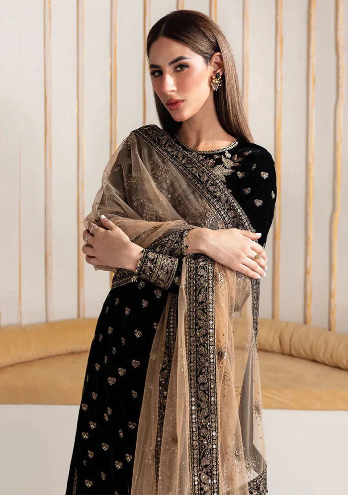 RT1206-Baroque Embroidered Velvet Winter 3piece suit