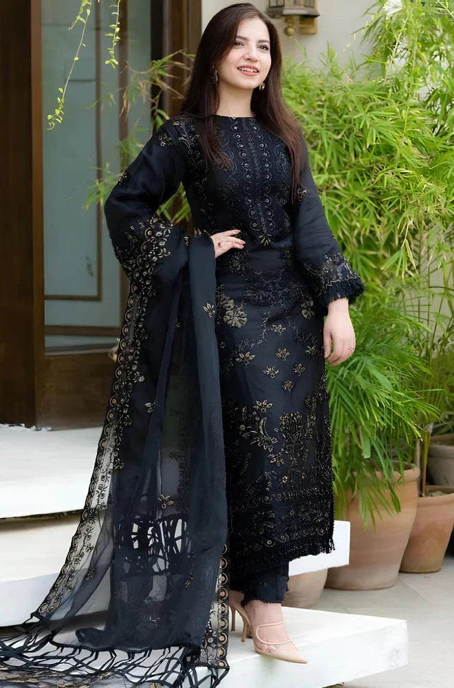 EMBROIDERED 3PC WINTER KHADDAR EMBROIDERED DRESS WITH CHIFFON EMBROIDERED DUPATTA-Rt043