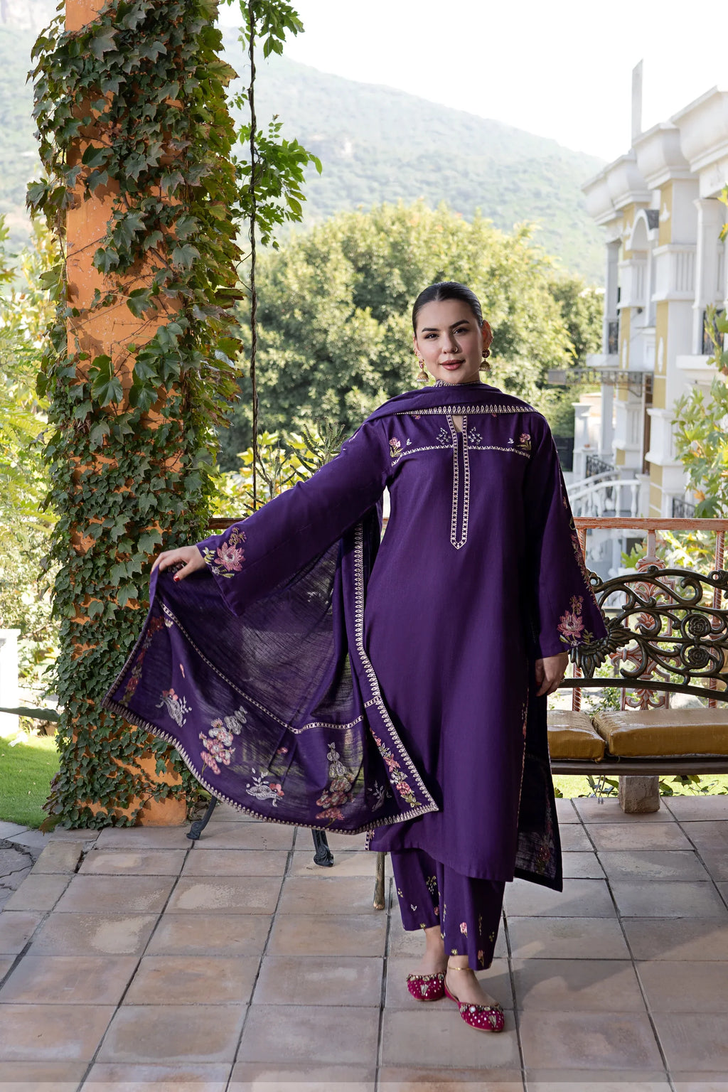 RT1289-Urge - Winter 3PC Dhanak Embroidered Suit