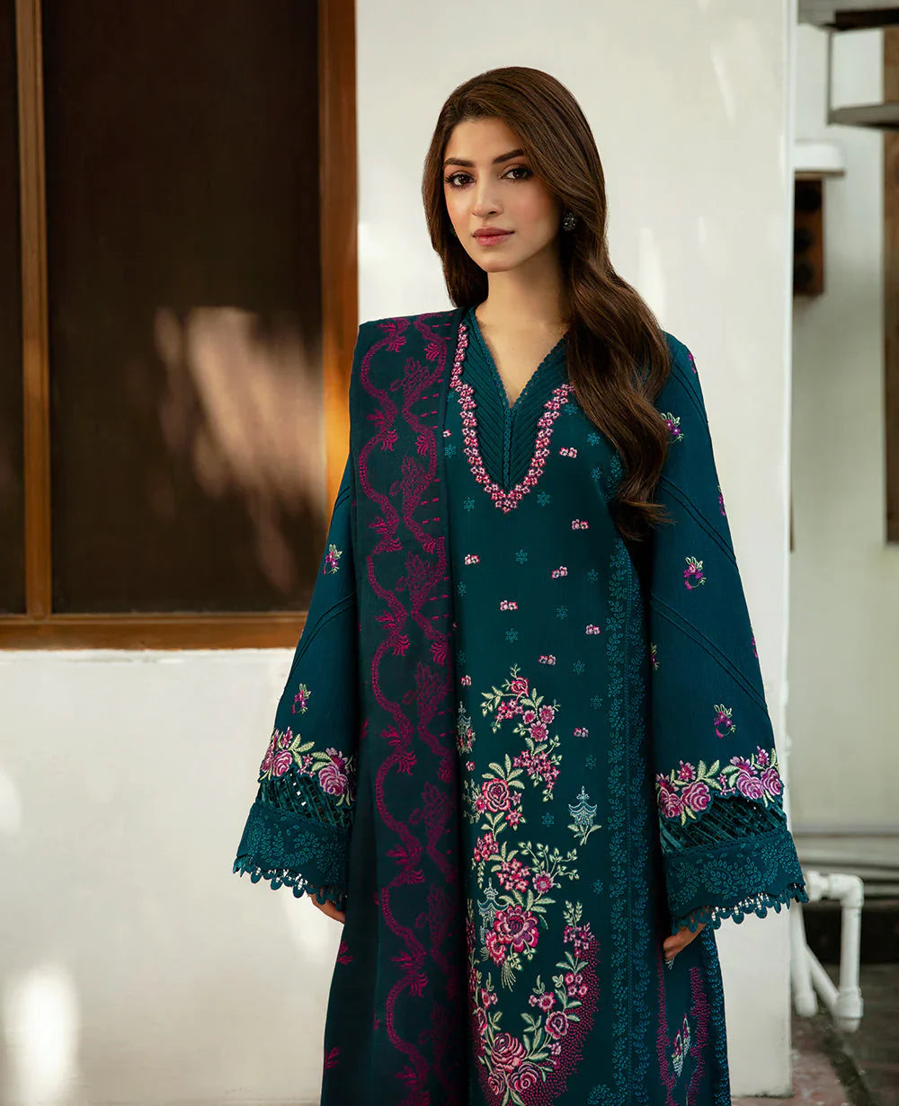 RT1224-Sobia Nazir - Winter 3PC Dhanak Embroidered Suit