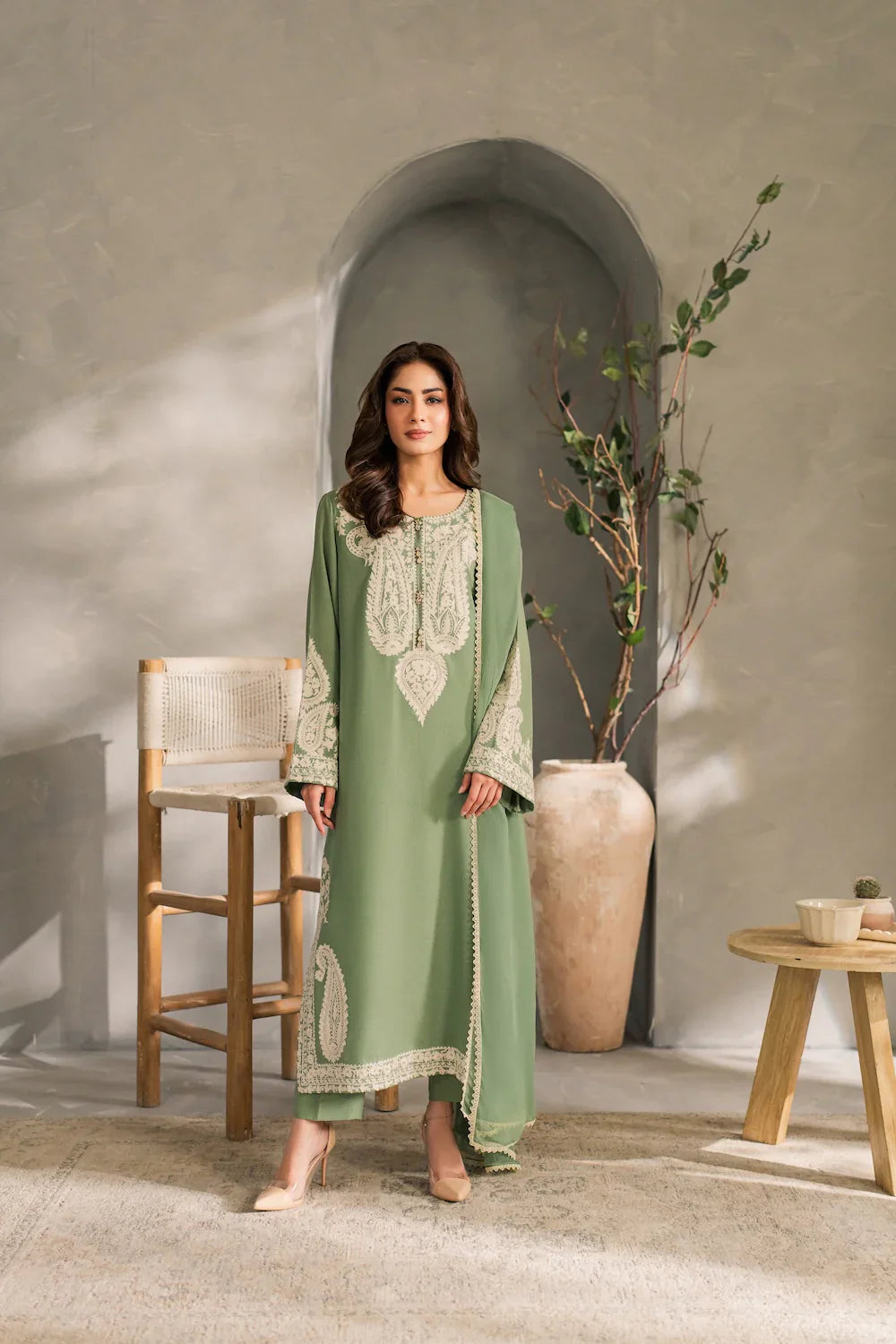 RT1313-Mirana - Summer 3PC Lawn Embroidered Suit
