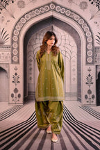 RT1242-Urge - Winter 3PC Dhanak Embroidered Suit