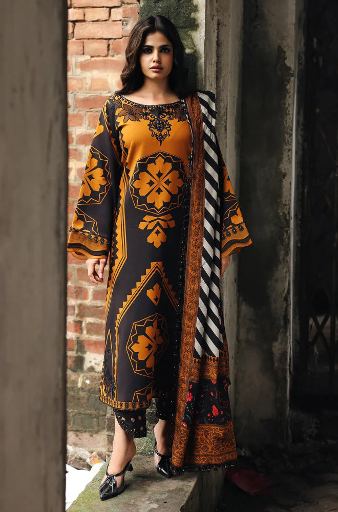 RT1268-Charizma - Winter 3PC Karandi Digital Print Dress