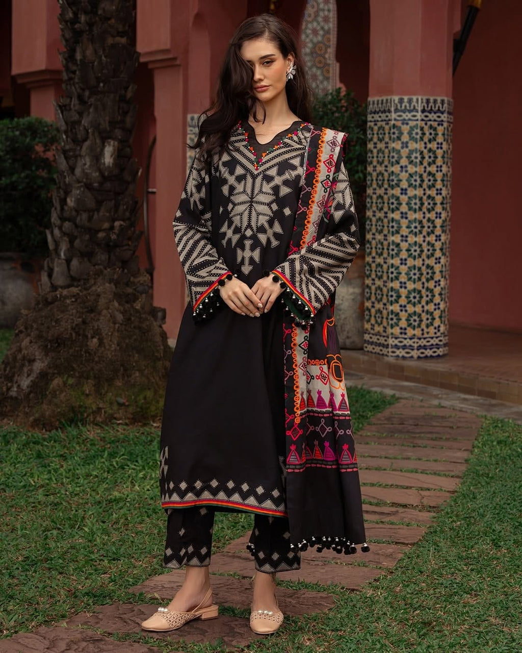 RT1261-Charizma - Winter 3PC Karandi Digital Print Dress
