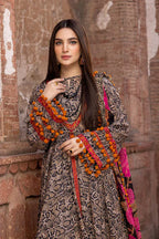 RT551-3PC Lawn Printed Shirt With Patches & Bamber Chiffon Embroidered Dupatta