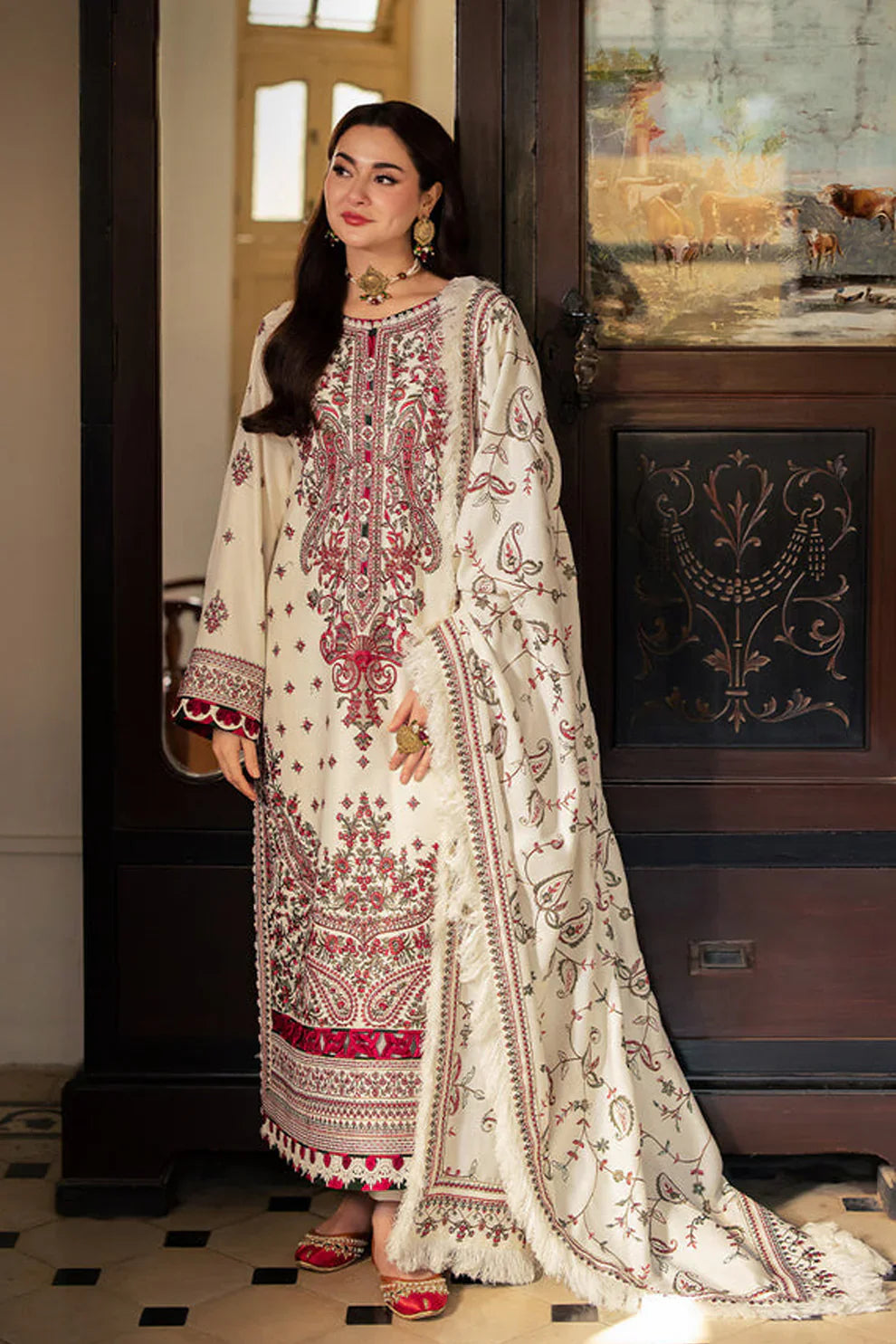 RT1247-Asim Jofa - Winter 3PC Dhanak Embroidered Suit